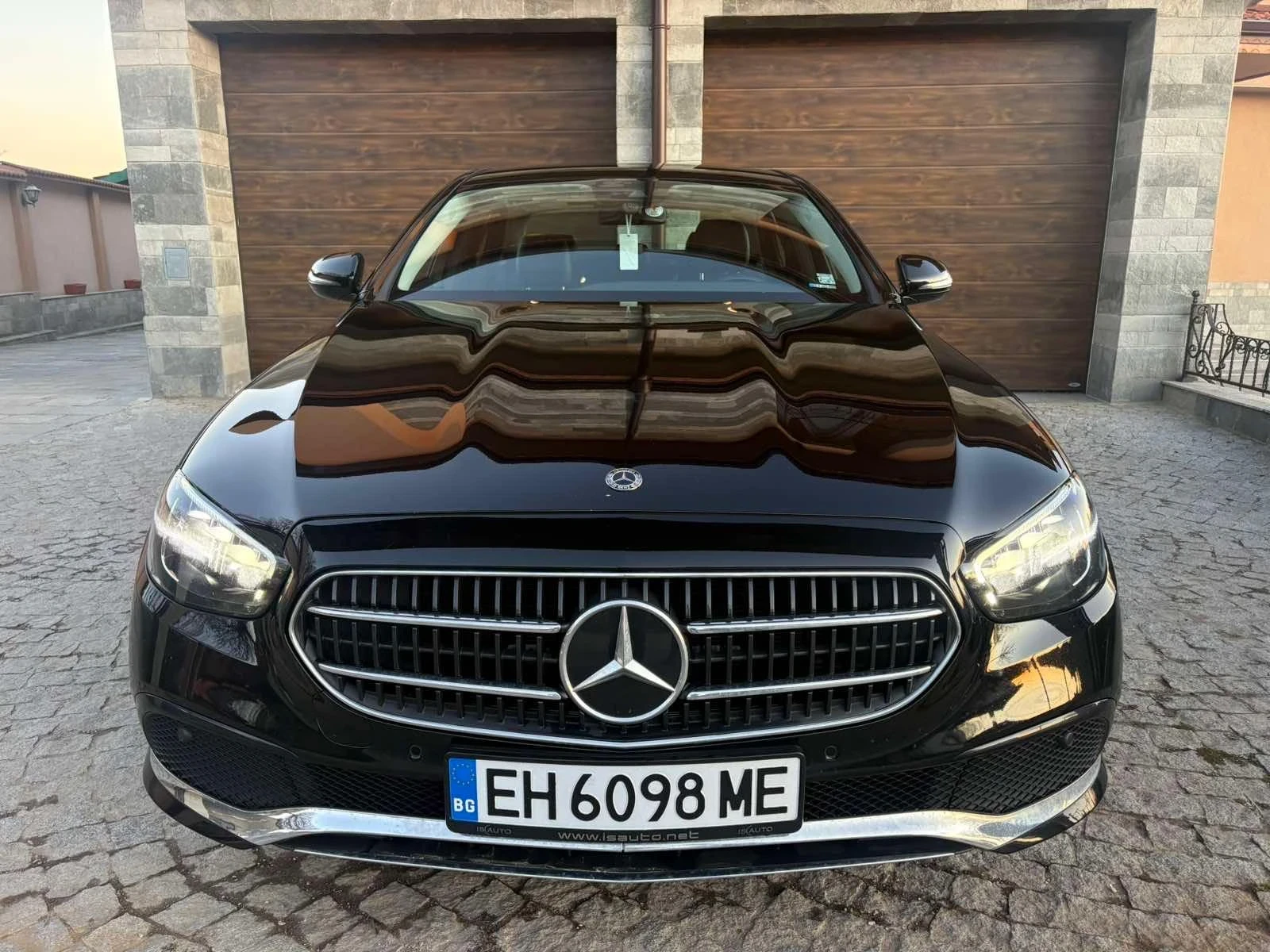Mercedes-Benz E 300 Plug-in Hybrid
