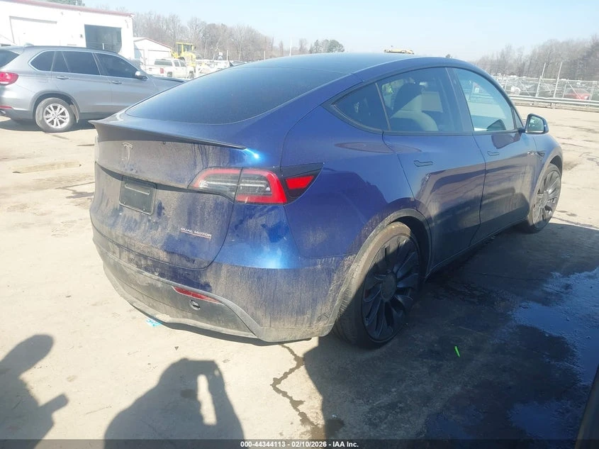 Tesla Model Y Performance Dual Motor All-Wheel Drive, снимка 4 - Автомобили и джипове - 54435740