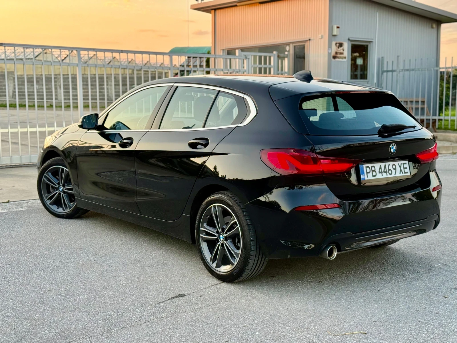 BMW 118 Keyless/ ОТЛИЧНО, снимка 5 - Автомобили и джипове - 54692842