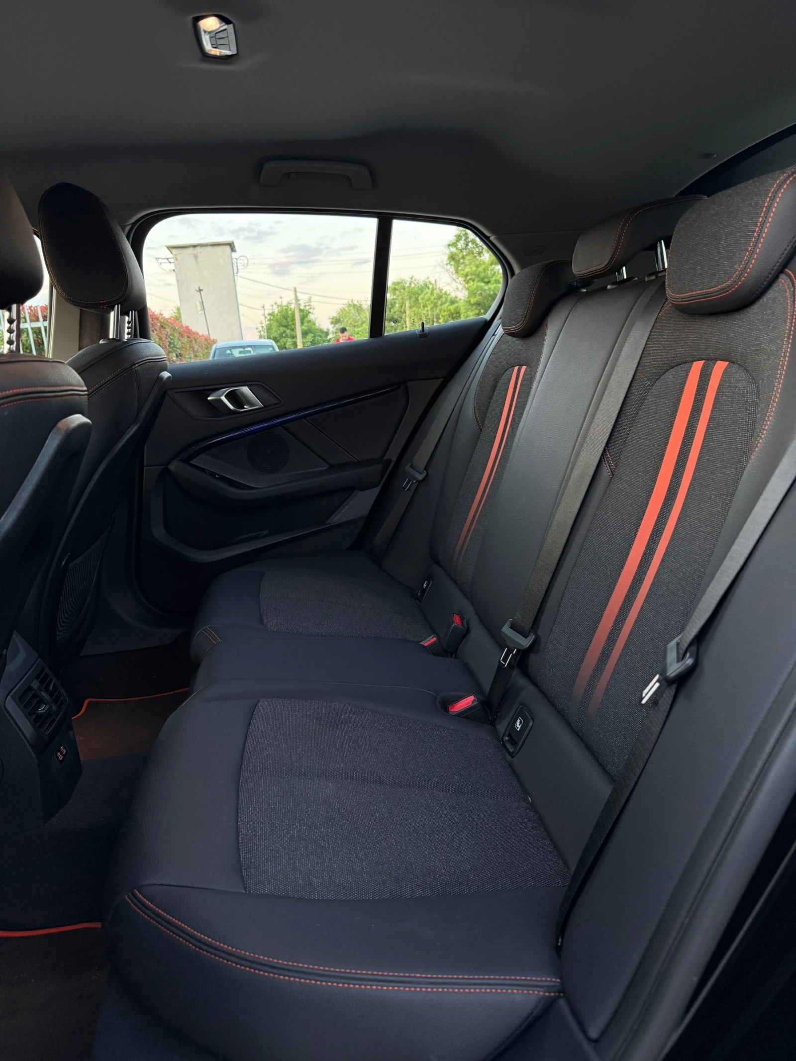 BMW 118 Keyless/ ОТЛИЧНО, снимка 11 - Автомобили и джипове - 54692842