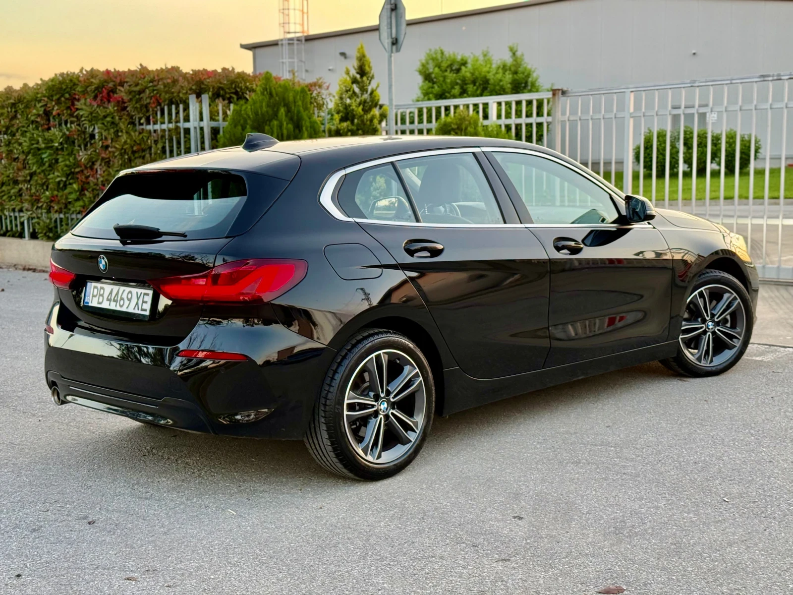BMW 118 Keyless/ ОТЛИЧНО, снимка 7 - Автомобили и джипове - 54692842