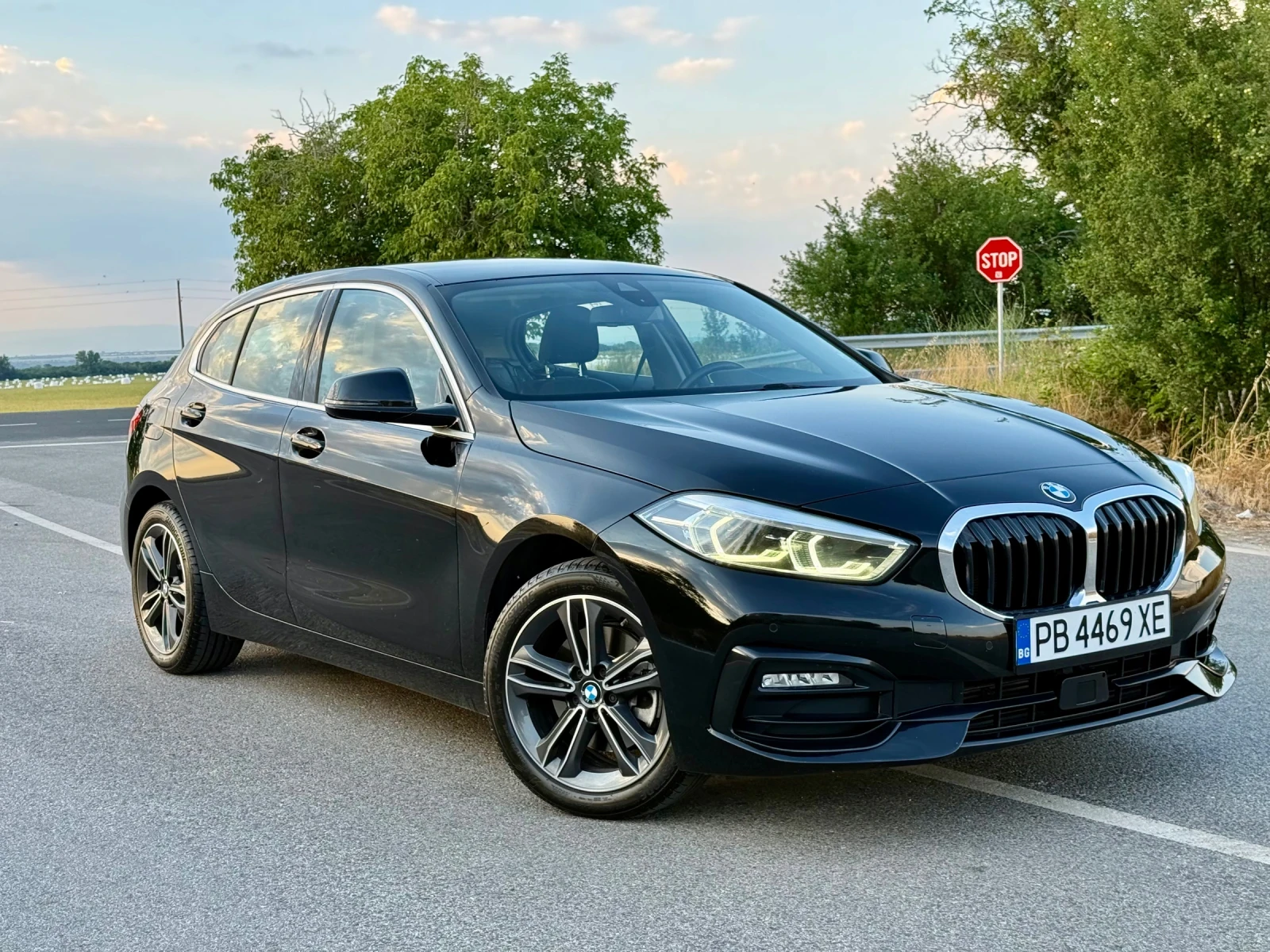 BMW 118 Keyless/ Digital / БАРТЕР / ПЕРФЕКТНА, снимка 3 - Автомобили и джипове - 55142674