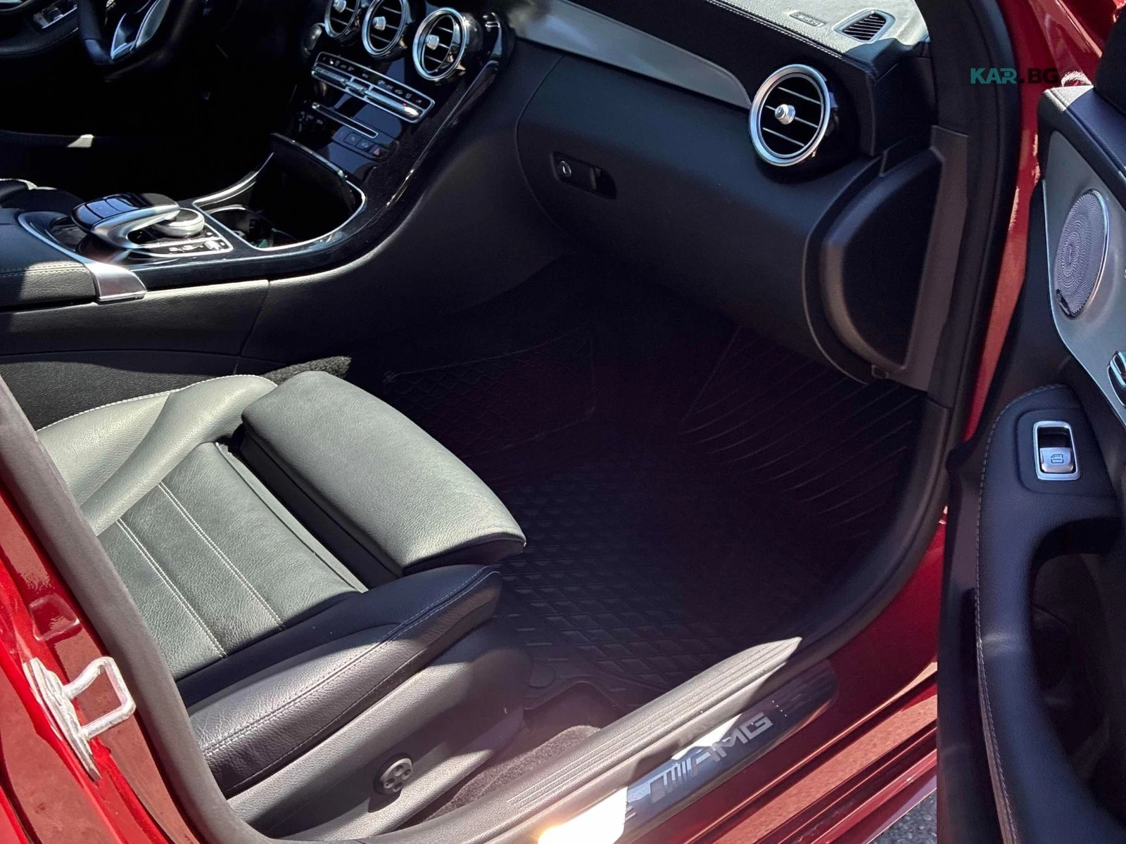 Mercedes-Benz C 43 AMG 4MATIC FULL Автокредит Цена до България, снимка 10 - Автомобили и джипове - 55058559