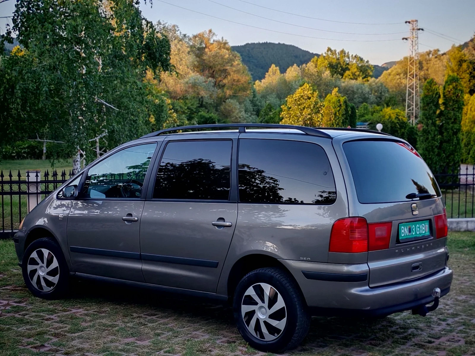 Seat Alhambra 1.9TDI(116)* FACELIFT* КЕМПЕР* НОВ ВНОС* , снимка 4 - Автомобили и джипове - 55157556