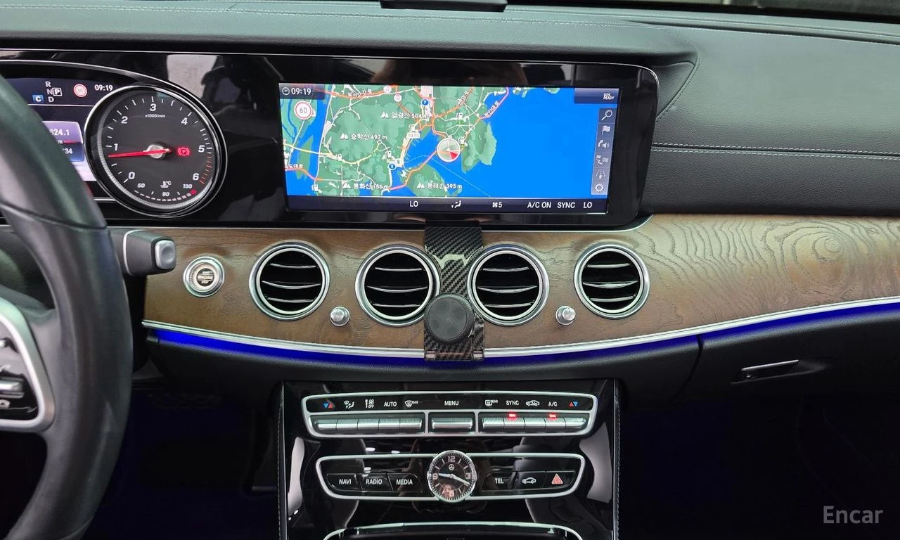 Mercedes-Benz E 220 * ��������� ���� �� �������� * ���������� | Mobile.bg � ����������� 12