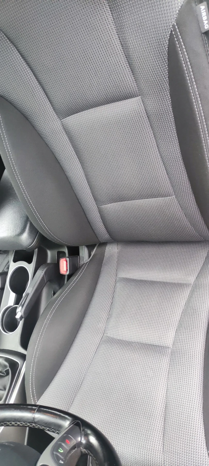 Hyundai I30 1.6дизел 110 к.с фейслифт , снимка 10 - Автомобили и джипове - 55849109