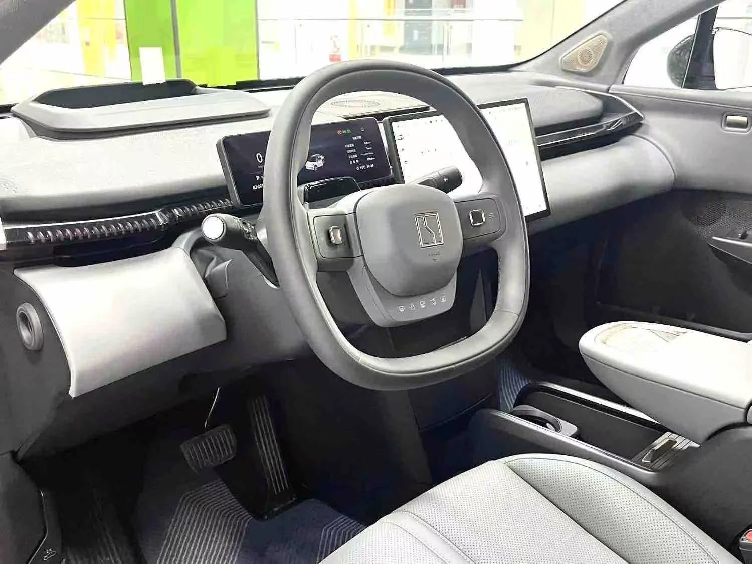 Zeekr X ZEEKR X AWD 4X4 | 428 �.�. | 66 kWh | PERFORMANCE  | Mobile.bg � ����������� 6