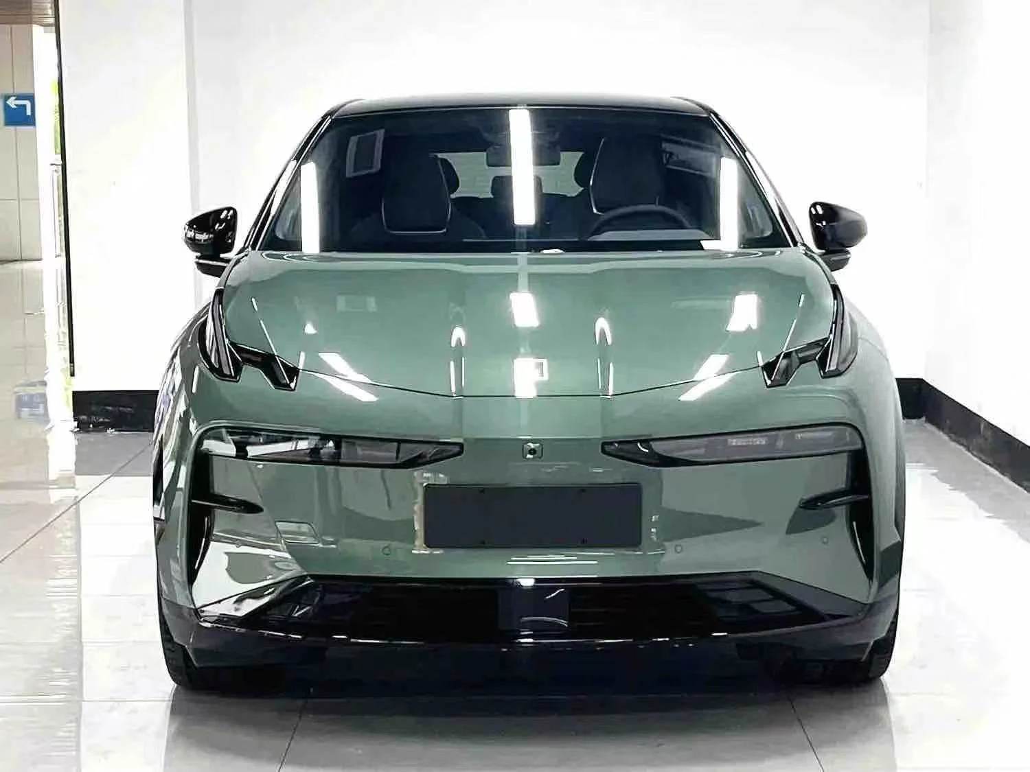 Zeekr X ZEEKR X AWD 4X4 | 428 �.�. | 66 kWh | PERFORMANCE  | Mobile.bg � ����������� 2