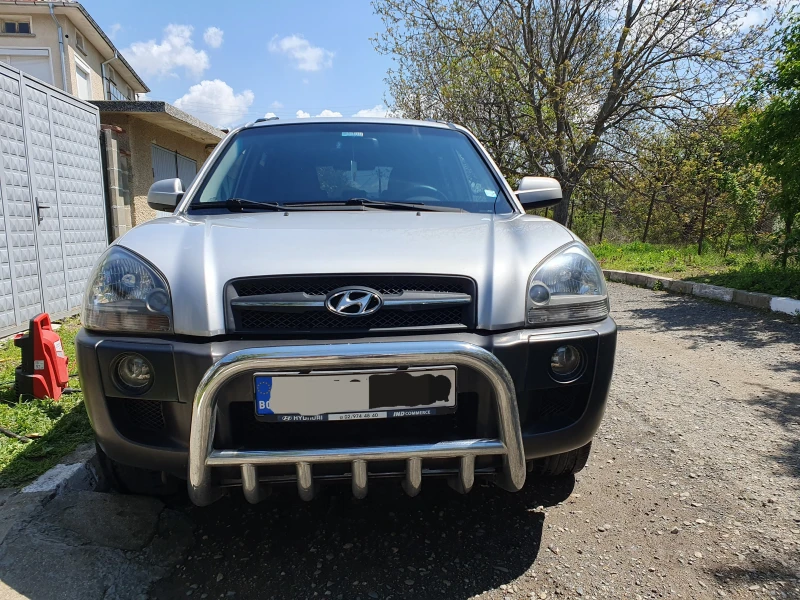 Hyundai Tucson, снимка 4 - Автомобили и джипове - 48213230