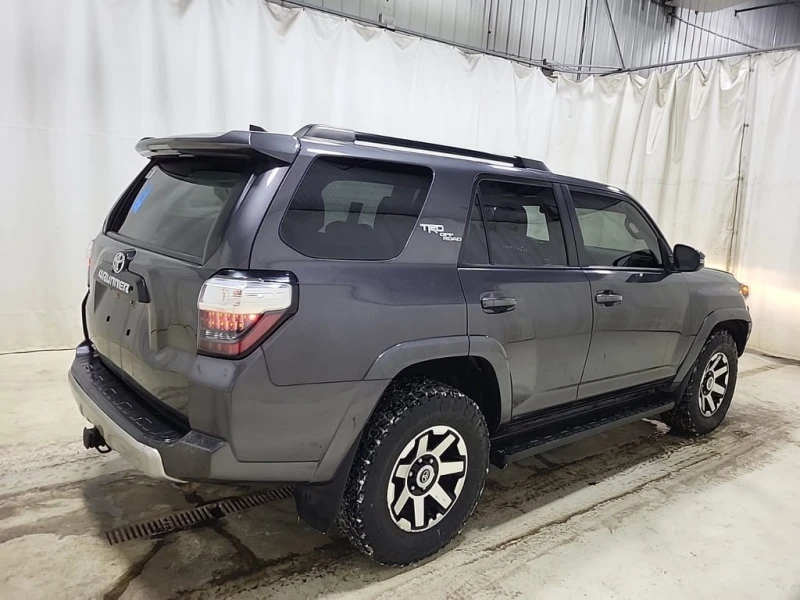 Toyota 4runner * 4WD * CARFAX * БЕЗ ПЪРВОНАЧАЛНА ВНОСКА, снимка 3 - Автомобили и джипове - 53085264