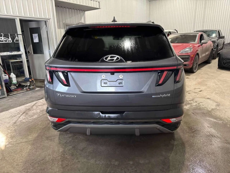 Hyundai Tucson Luxury/CARFAX/ОБДУХВАНЕ/ПАНОРАМА , снимка 4 - Автомобили и джипове - 53575642