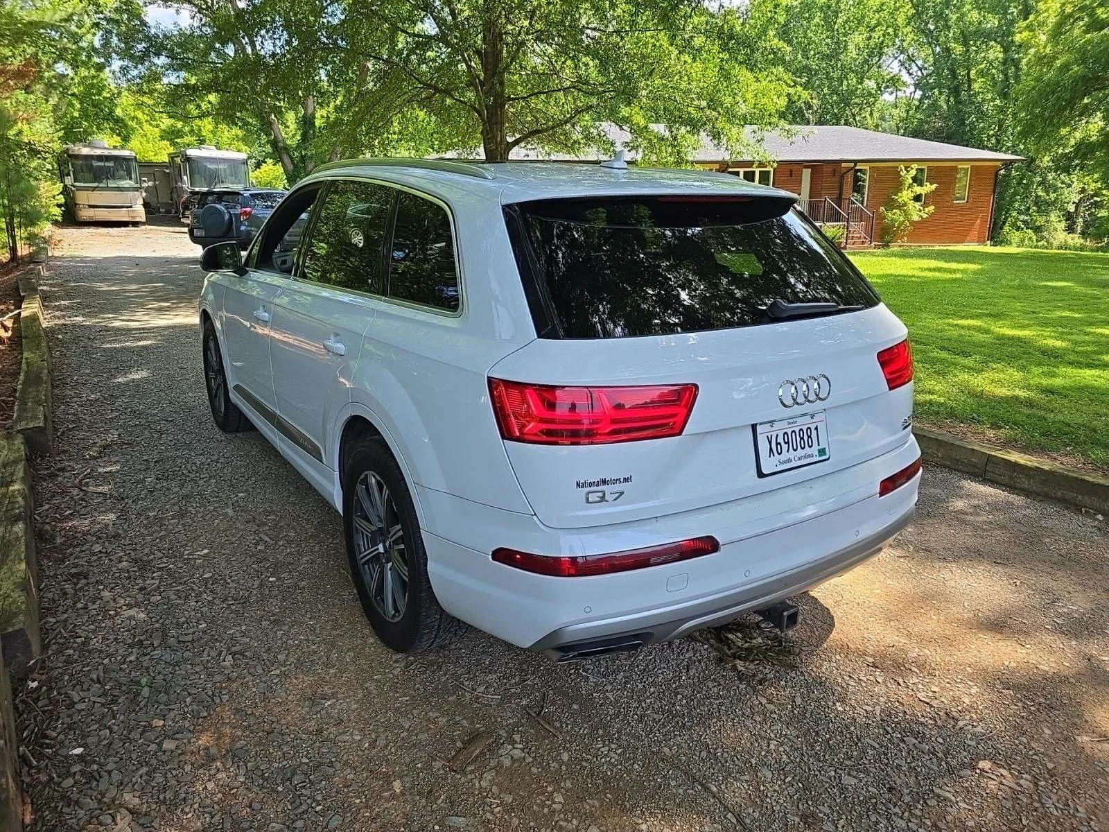 Audi Q7 * 3.0T Premium Plus * БЕЗ ПЪРВОНАЧАЛНА ВНОСКА*  - изображение 3