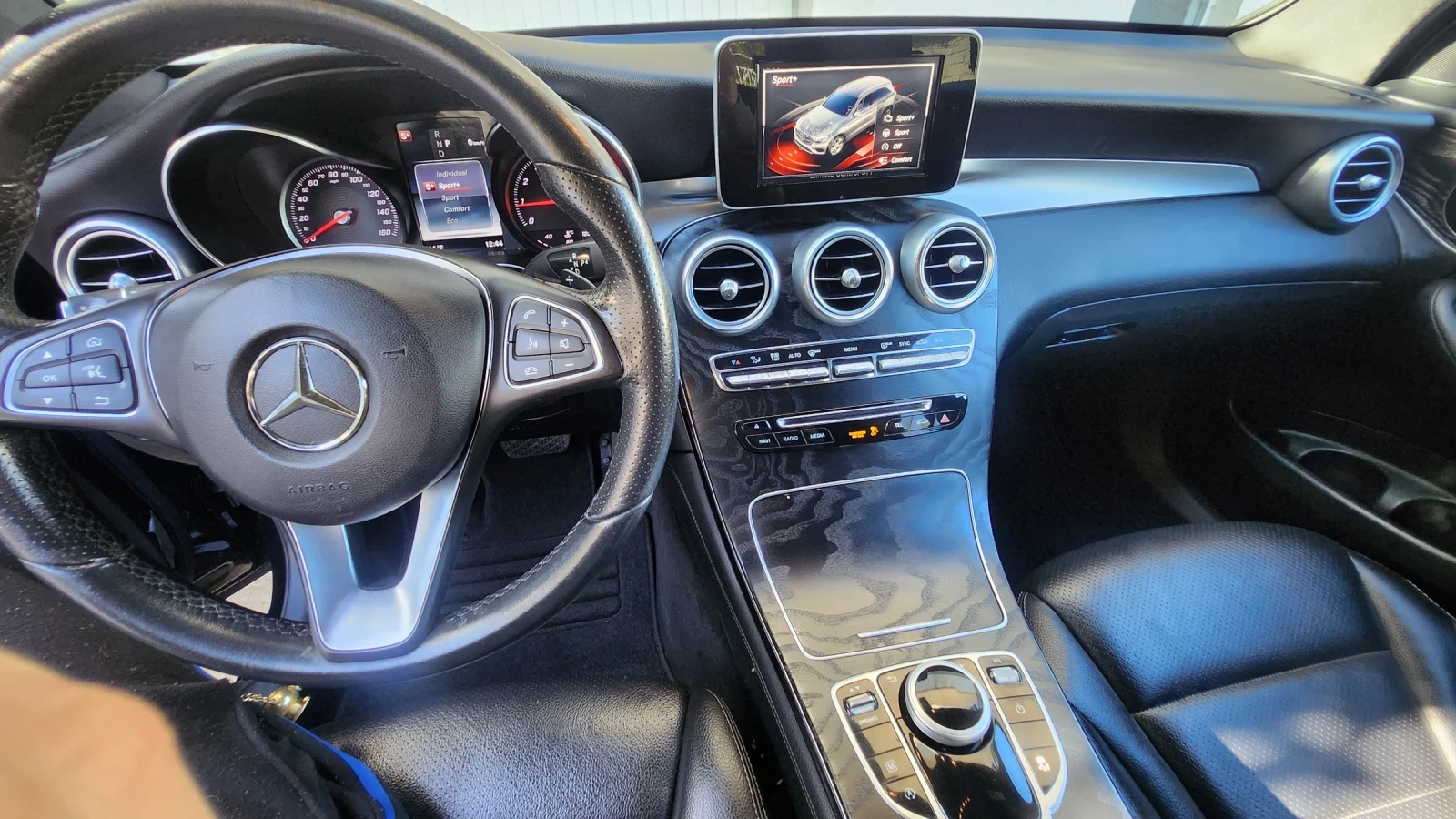 Mercedes-Benz GLC 300  - изображение 9
