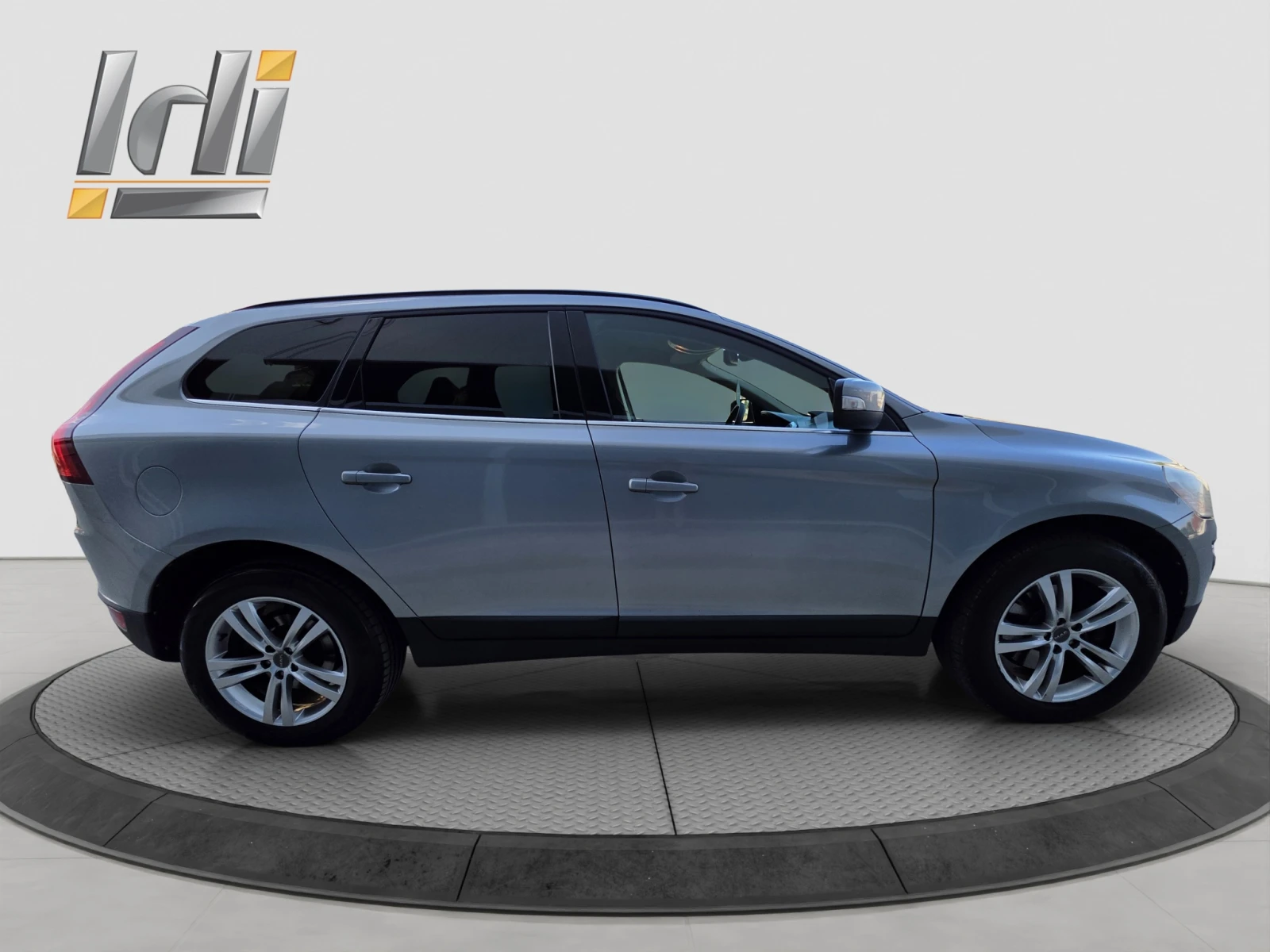 Volvo XC60 D5 4WD - изображение 7