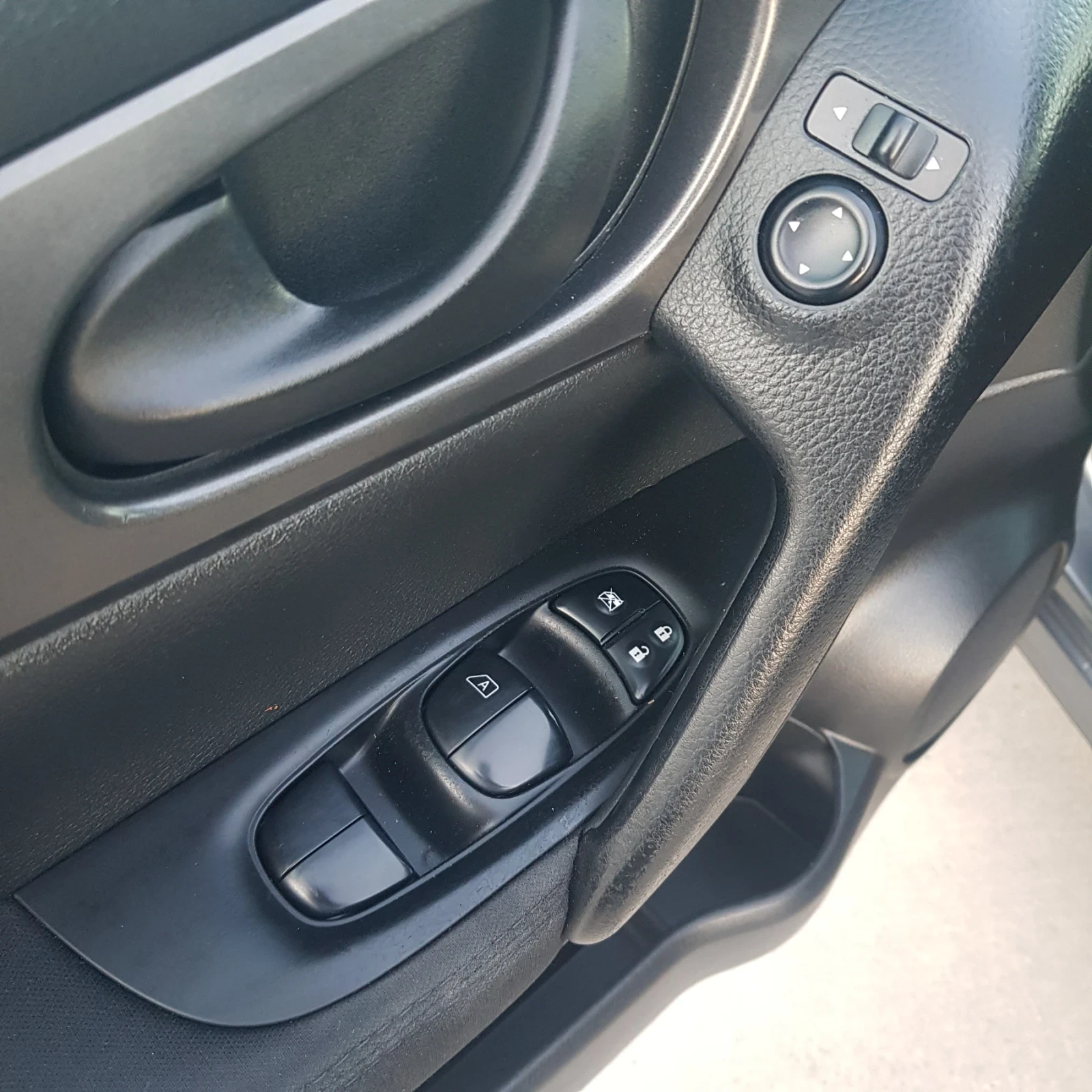 Nissan Qashqai 1.5 DCI | Mobile.bg   13