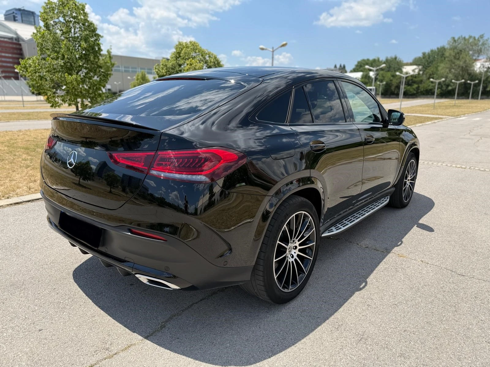 Mercedes-Benz GLE 350 d Coupe 4MATIC AMG Line - изображение 6