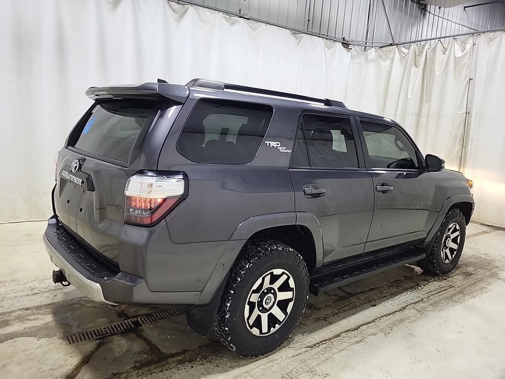 Toyota 4runner * 4WD * CARFAX * БЕЗ ПЪРВОНАЧАЛНА ВНОСКА - изображение 3