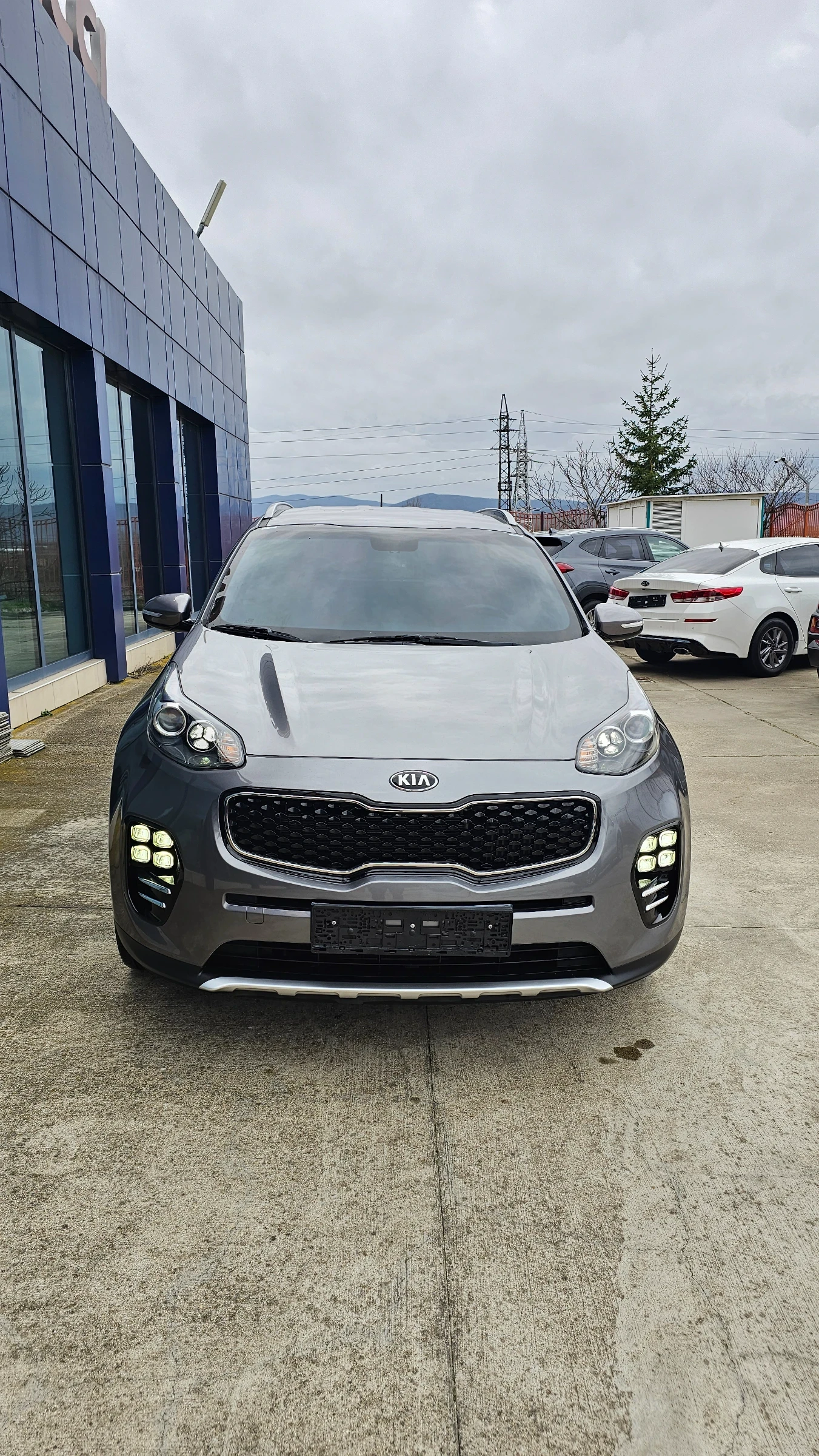 Kia Sportage NOBLESSE Изпълнение, 104000км пробег, снимка 3 - Автомобили и джипове - 53192825