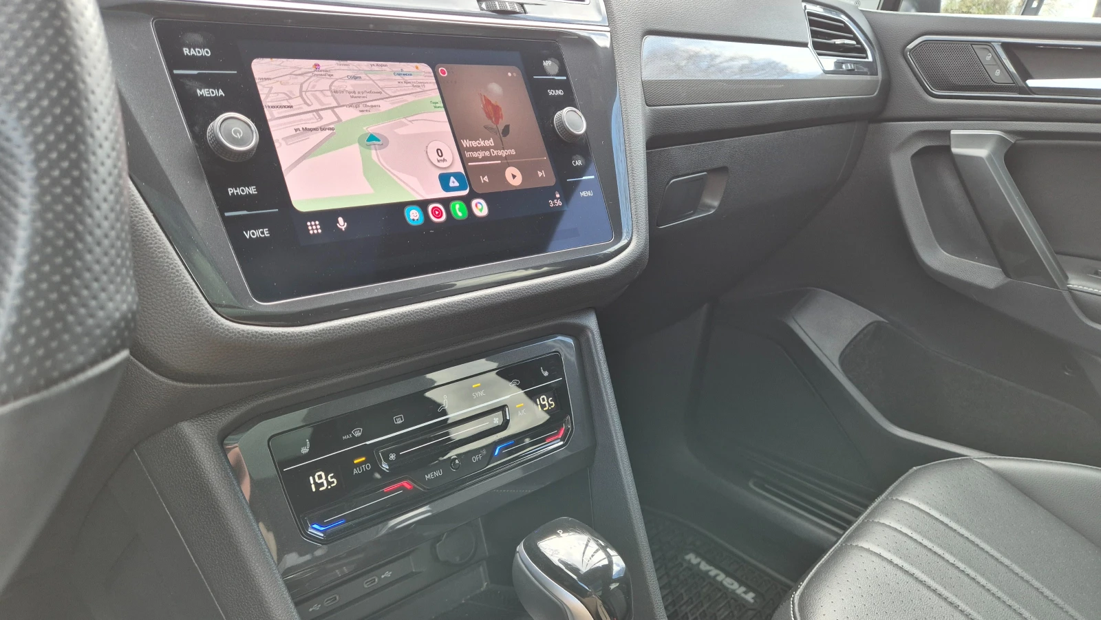 VW Tiguan 2.0 TSI 184 к.с. 4Motion Automatic (SE), снимка 11 - Автомобили и джипове - 54156602