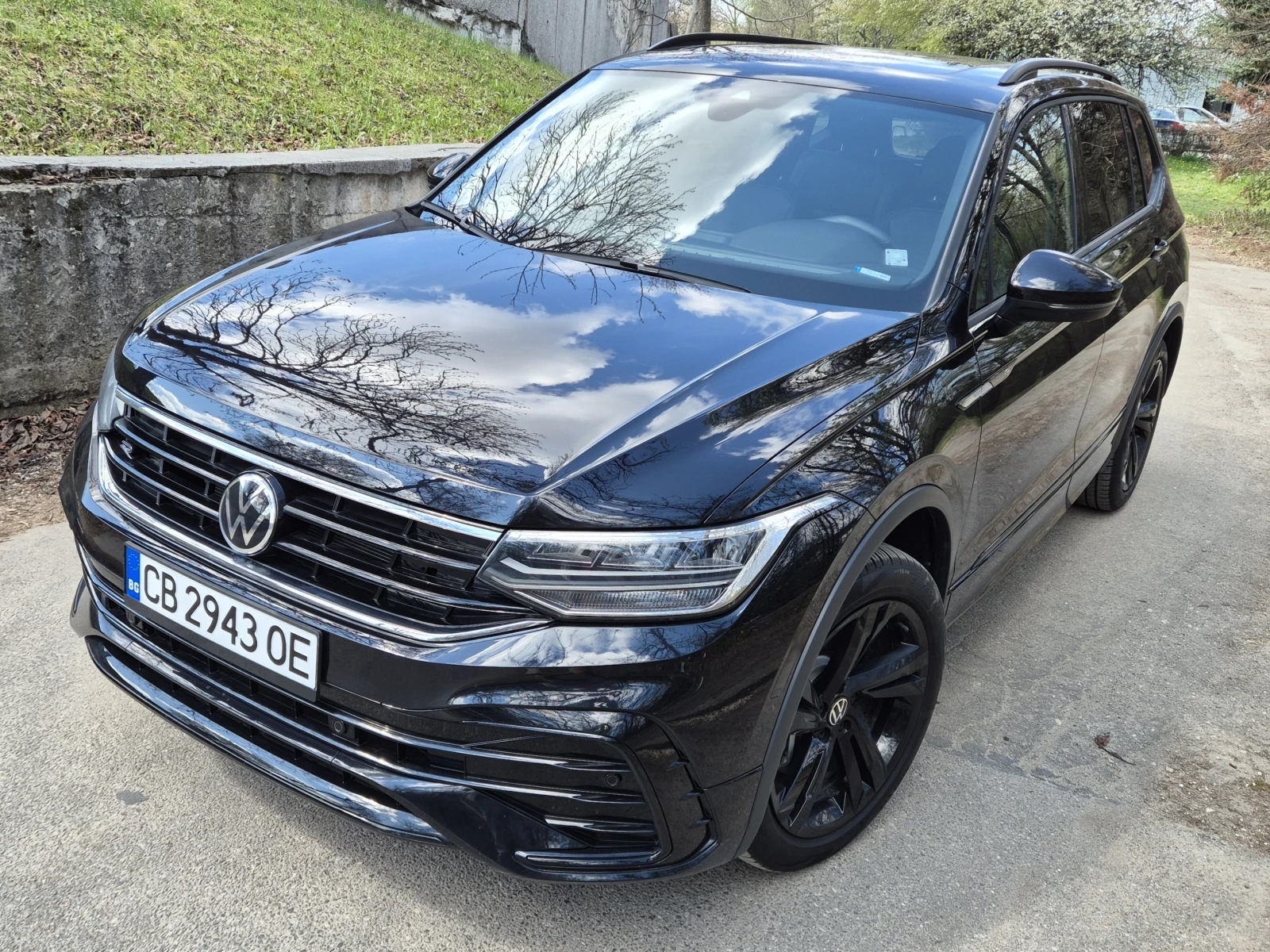 VW Tiguan 2.0 TSI 184 к.с. 4Motion Automatic (SE) | Auto.bg — изображение 1