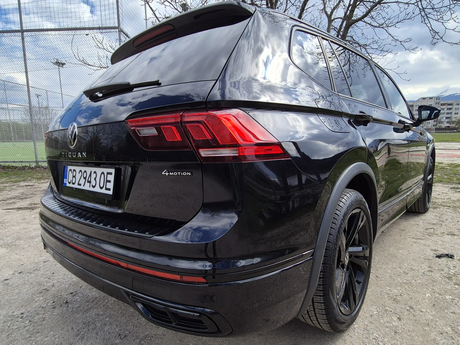 VW Tiguan 2.0 TSI 184 к.с. 4Motion Automatic (SE), снимка 6 - Автомобили и джипове - 54156602