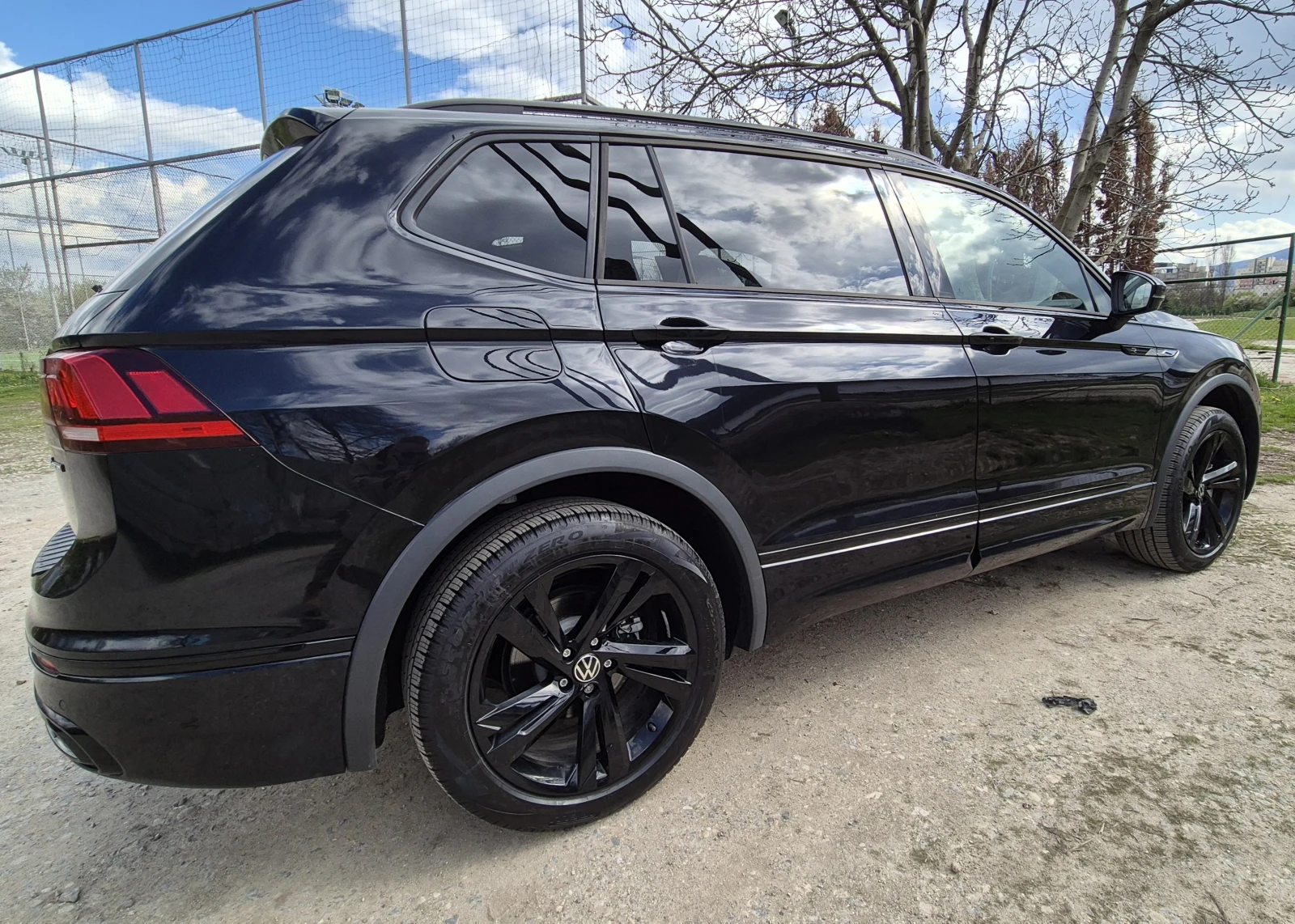 VW Tiguan 2.0 TSI 184 к.с. 4Motion Automatic (SE), снимка 7 - Автомобили и джипове - 54156602