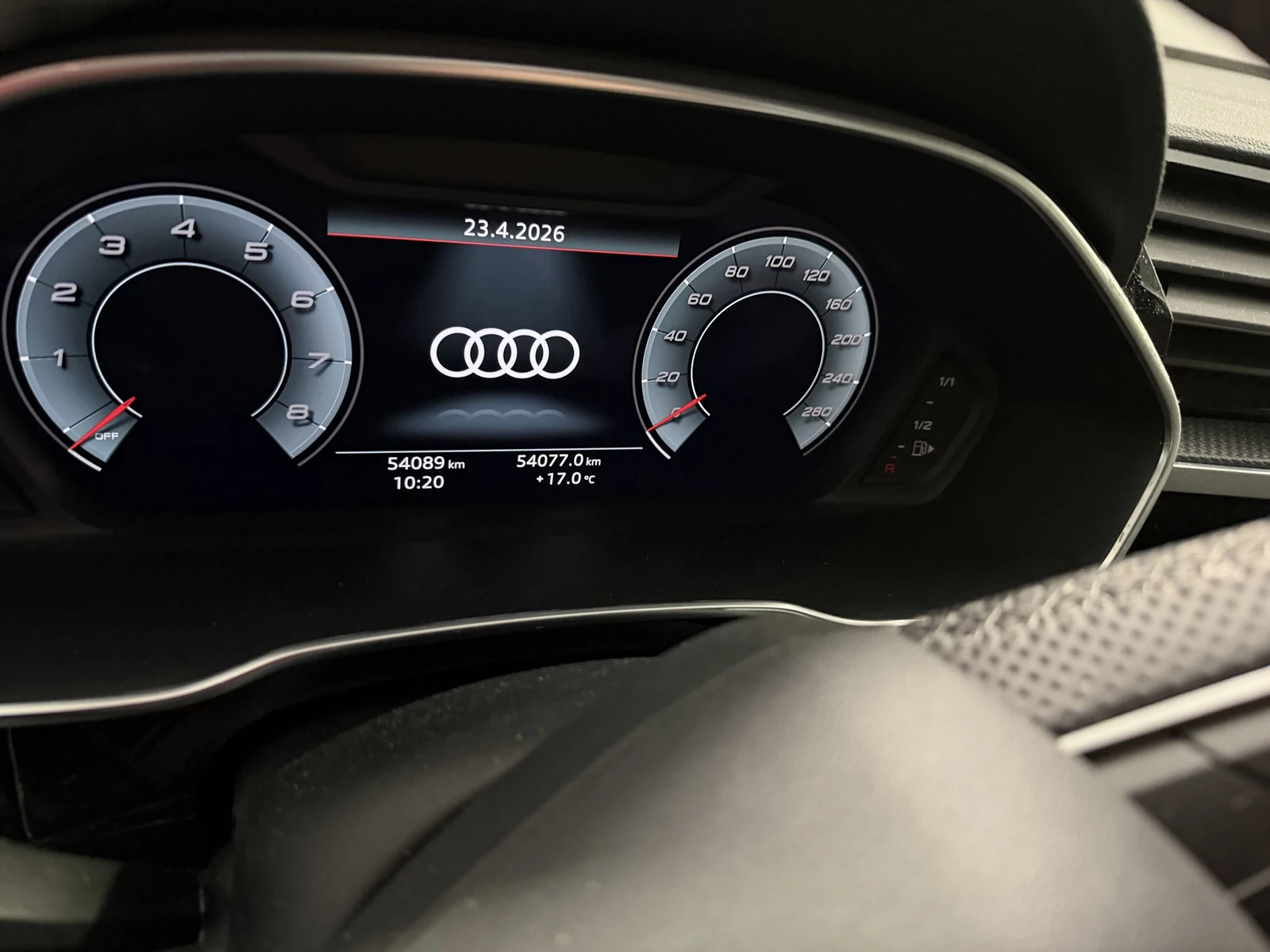 Audi Q3 Sportback, снимка 5 - Автомобили и джипове - 54372884