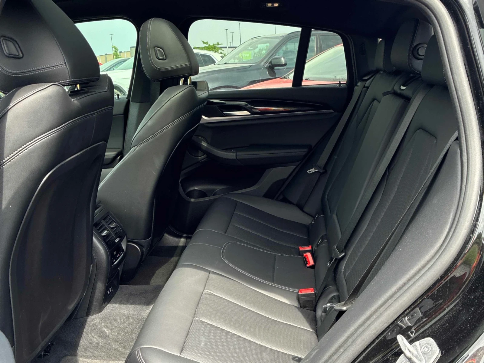 BMW X4 xDrive30i * ПОДГРЕВ * ПАНОРАМА * CARFAX, снимка 10 - Автомобили и джипове - 54860328