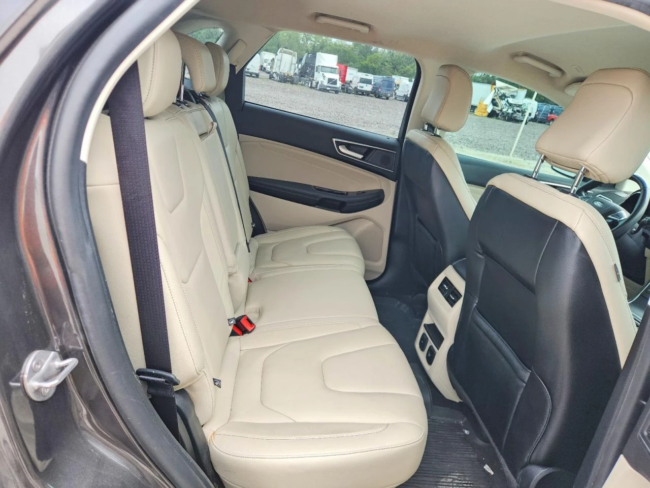 Ford Edge 2.0l Titanium, снимка 11 - Автомобили и джипове - 56040552