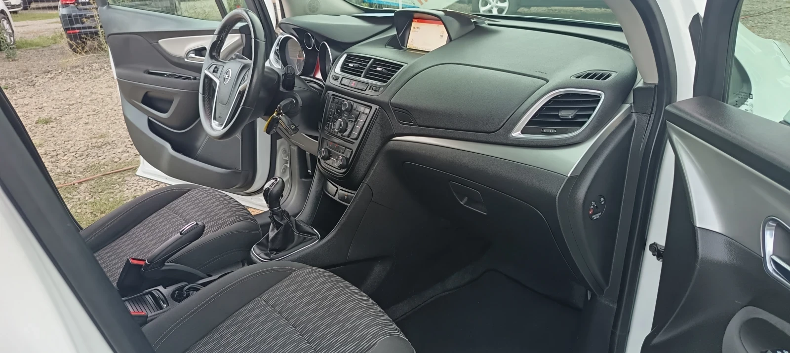 Opel Mokka 1.4 Gpl * Navi * Италия , снимка 13 - Автомобили и джипове - 56266665
