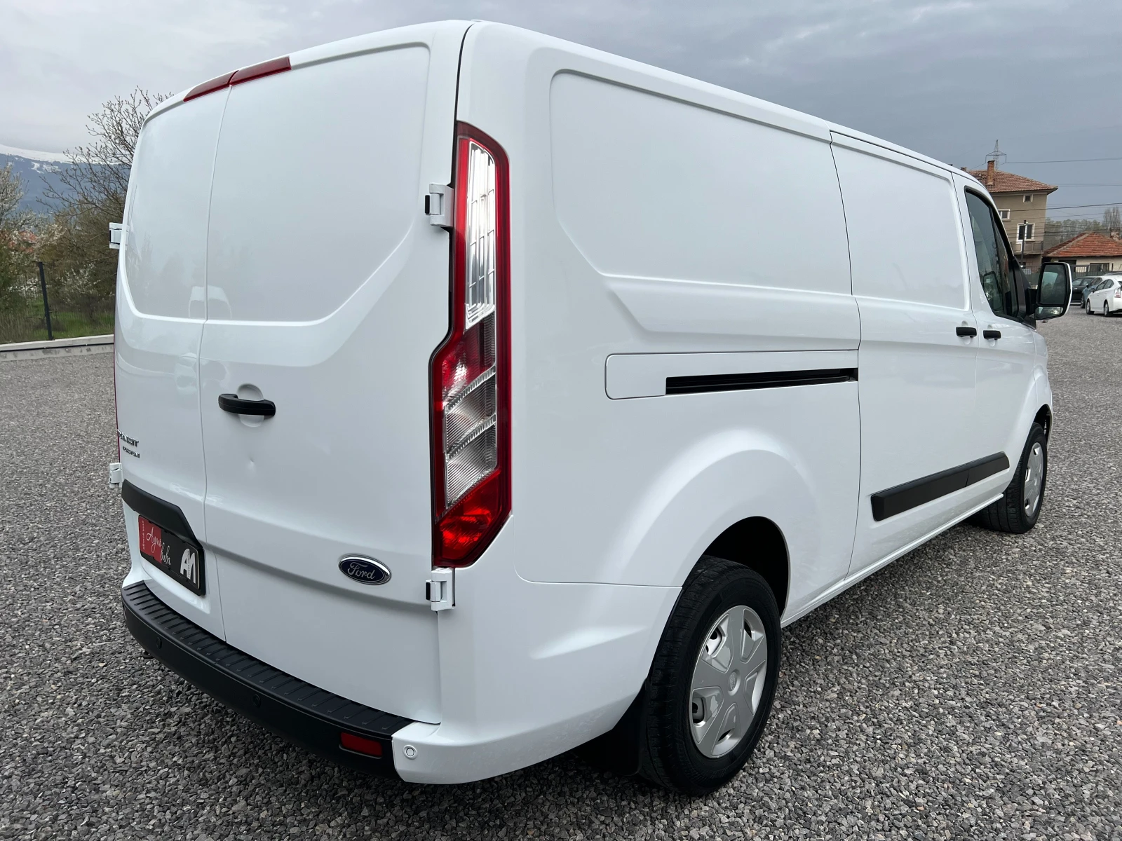 Ford Transit 2.0TDCi ����� ����/3-������/LED/PDC/����. �������/ | Mobile.bg � ����������� 4