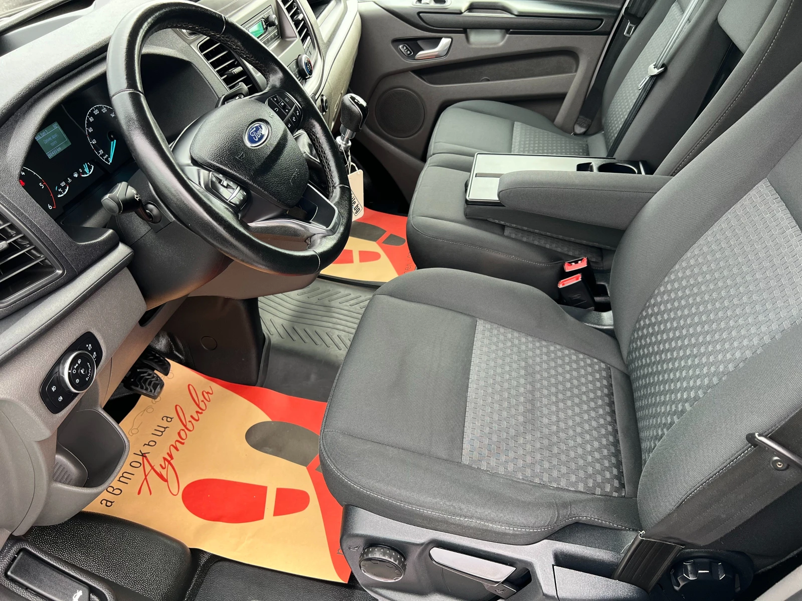 Ford Transit 2.0TDCi ����� ����/3-������/LED/PDC/����. �������/ | Mobile.bg � ����������� 12