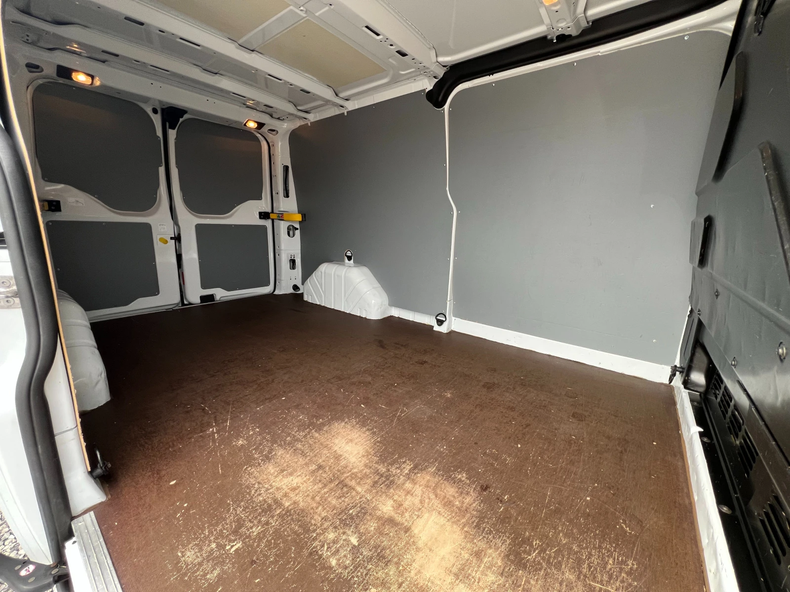 Ford Transit 2.0TDCi ����� ����/3-������/LED/PDC/����. �������/ | Mobile.bg � ����������� 11