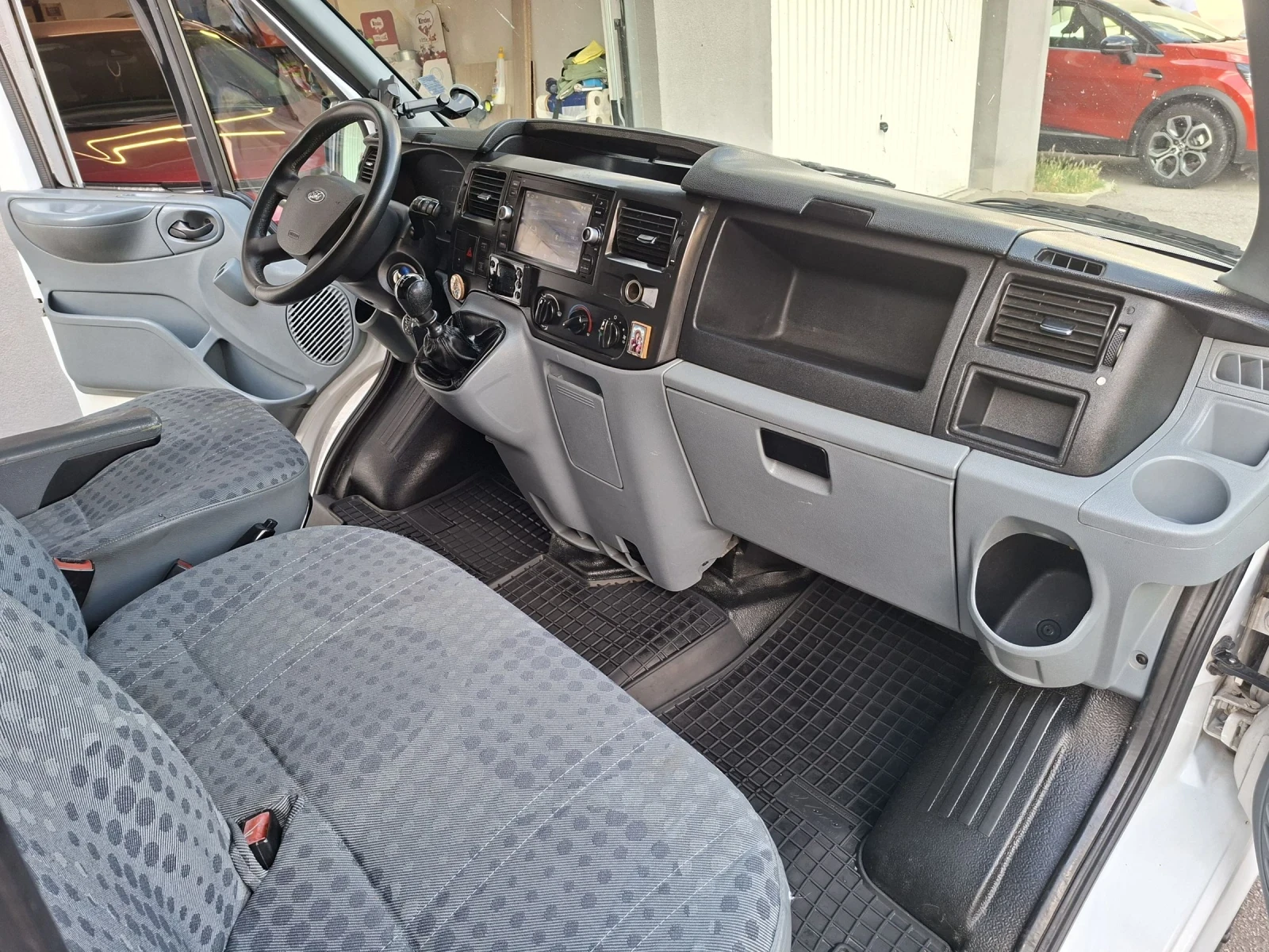 Ford Transit Хладилен H1 L1, снимка 15 - Бусове и автобуси - 54947734