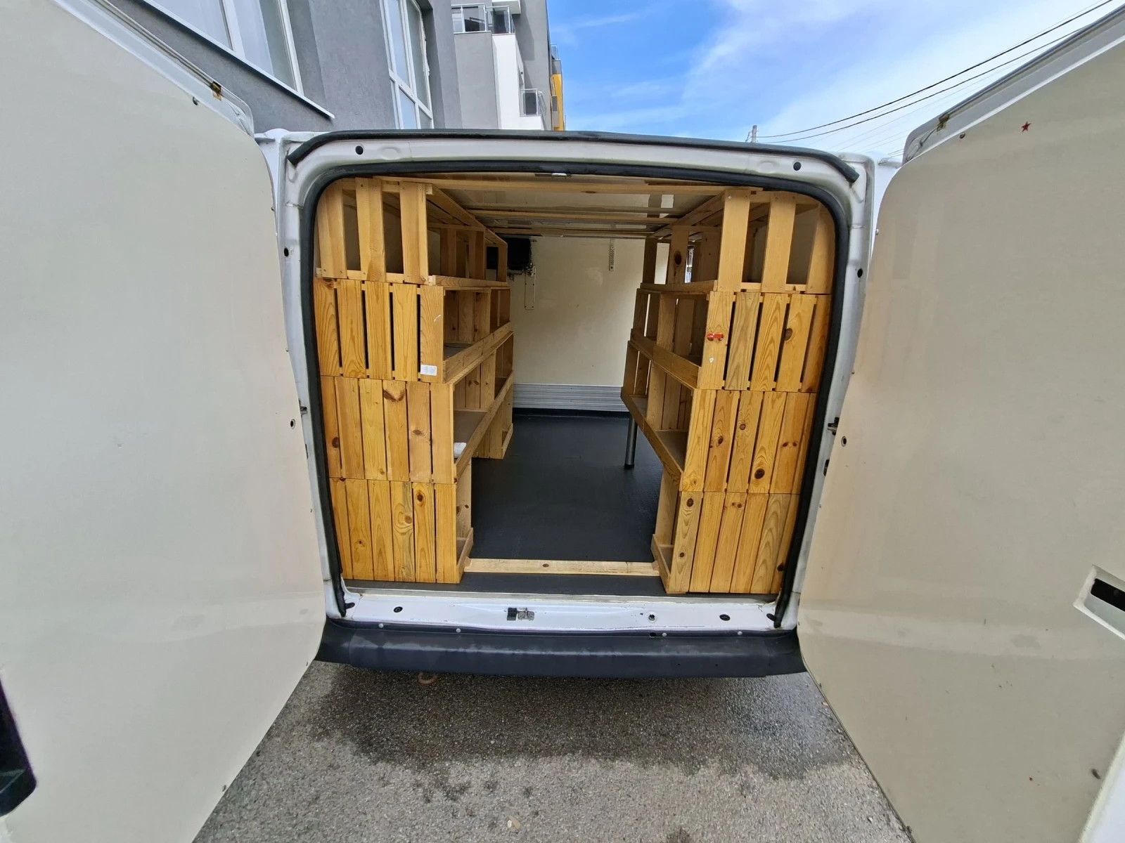 Ford Transit Хладилен H1 L1, снимка 11 - Бусове и автобуси - 54947734