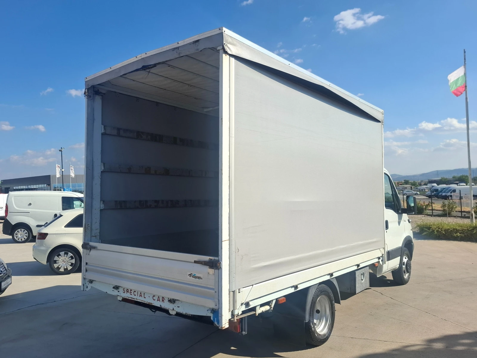 Iveco Daily До3.5т/Щора, снимка 4 - Бусове и автобуси - 55847168