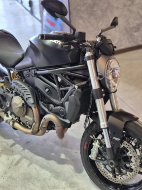 Ducati Monster 821 ABS 29000км! СЕРВИЗНА ИСТ. Нов внос ШВЕЙЦАРИЯ!, снимка 9