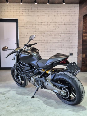 Ducati Monster 821 ABS 29000км! СЕРВИЗНА ИСТ. Нов внос ШВЕЙЦАРИЯ! | Auto.bg — изображение 6