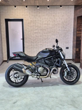 Ducati Monster 821 ABS 29000км! СЕРВИЗНА ИСТ. Нов внос ШВЕЙЦАРИЯ! | Auto.bg — изображение 4
