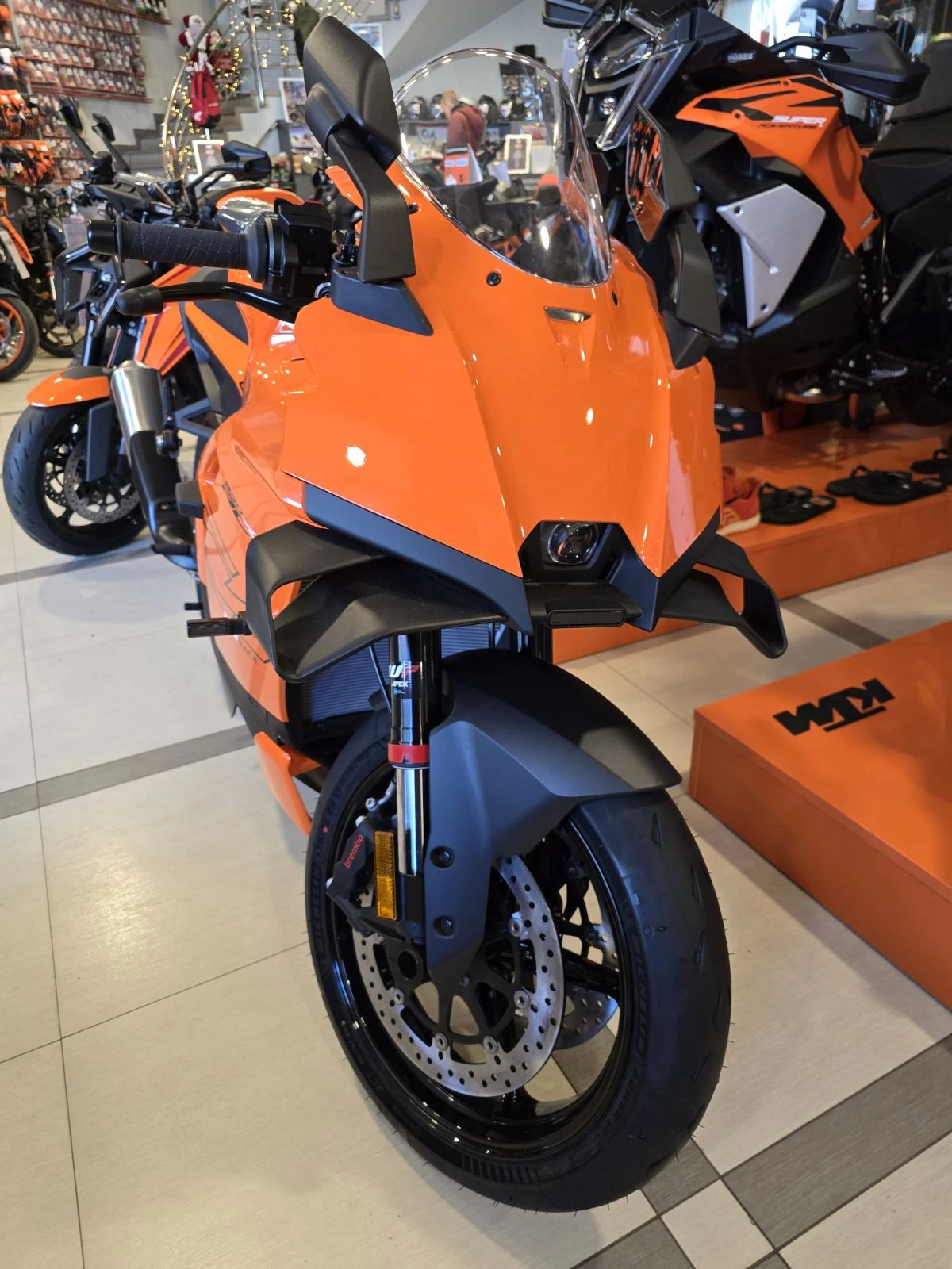 Ktm 990 RC  2026 - изображение 5
