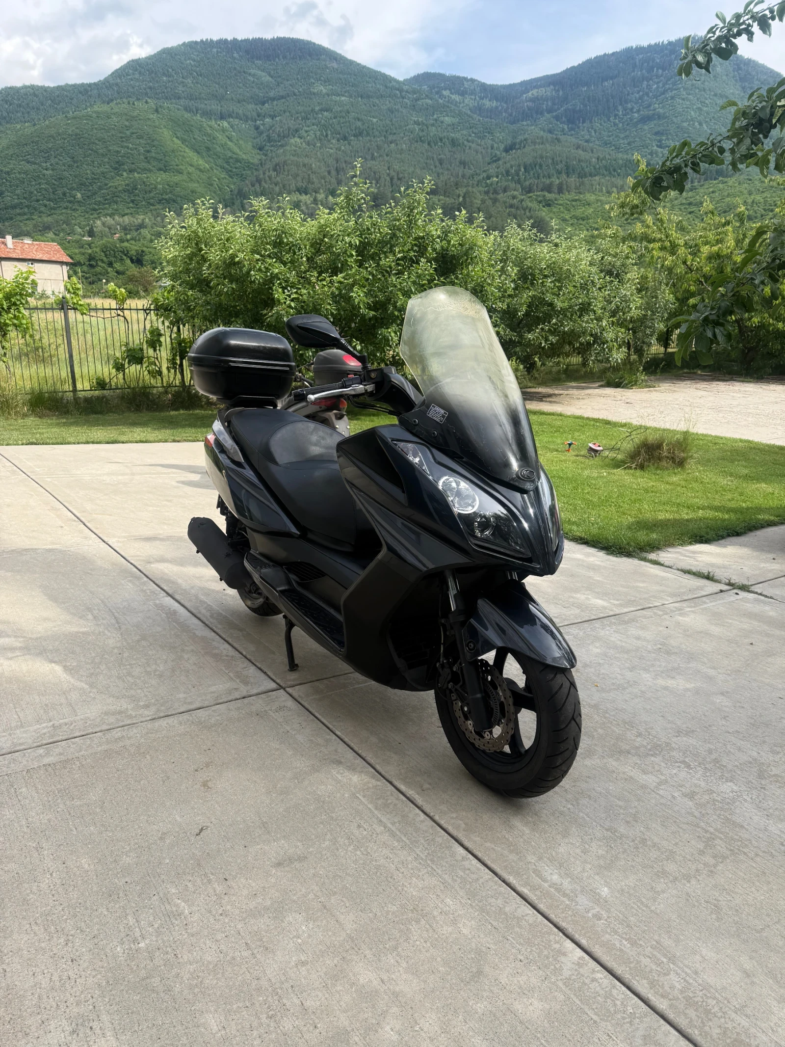 Kymco Downtown 300i 2010, снимка 4 - Мотоциклети и мототехника - 54855800