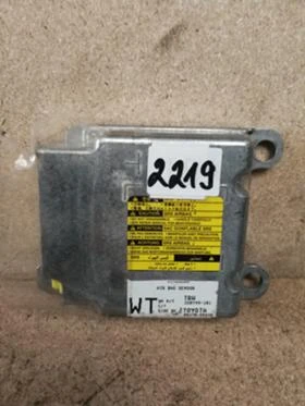 AIR BAG ECU СЕНЗОР  Toyota Yaris 2009 - 2012 , снимка 1