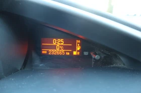 Toyota Verso 1.6i, снимка 12