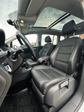 Обява за продажба на VW Touran * CrossTouran* Pano/Navi/Печка/З.Камера/Кожа ~17 790 лв. - изображение 9