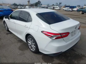 Toyota Camry LE *  | Mobile.bg    3