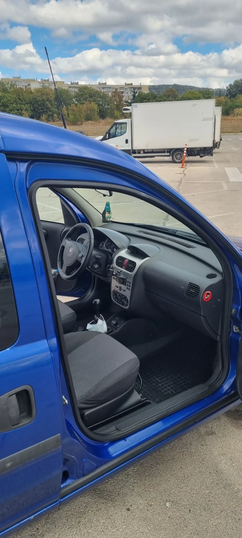 Opel Combo 1.6 Фабричен Метан + LPG, снимка 4 - Автомобили и джипове - 49523059