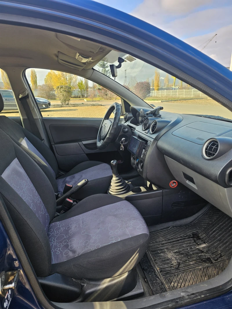 Ford Fiesta, снимка 6 - Автомобили и джипове - 48216016