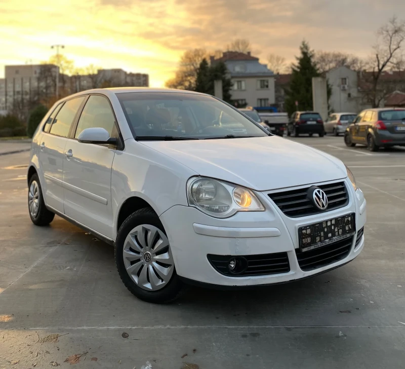 VW Polo 1.4i * КЛИМАТИК* ЕВРО 4, снимка 3 - Автомобили и джипове - 48212411