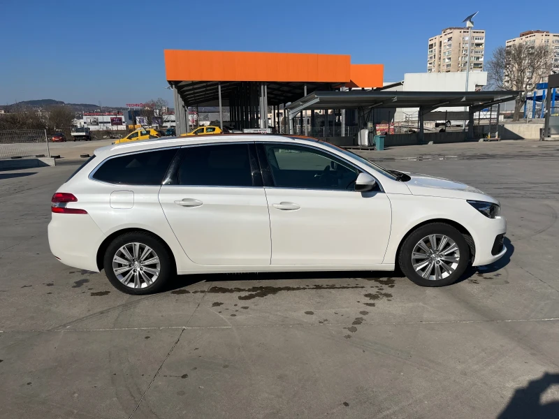 Peugeot 308 SW 1.5, снимка 6 - Автомобили и джипове - 52297115