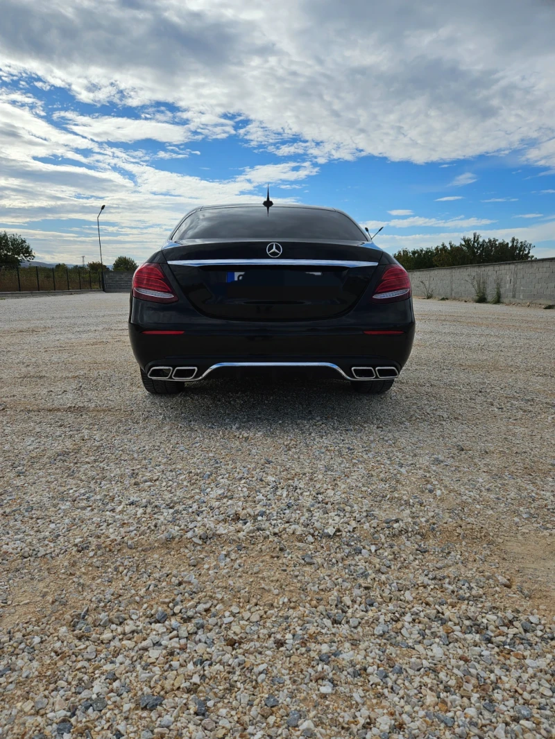 Mercedes-Benz E 200 W213, снимка 4 - Автомобили и джипове - 52315295